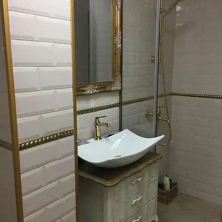 Salma Best Deals Luxury プロヴディフ